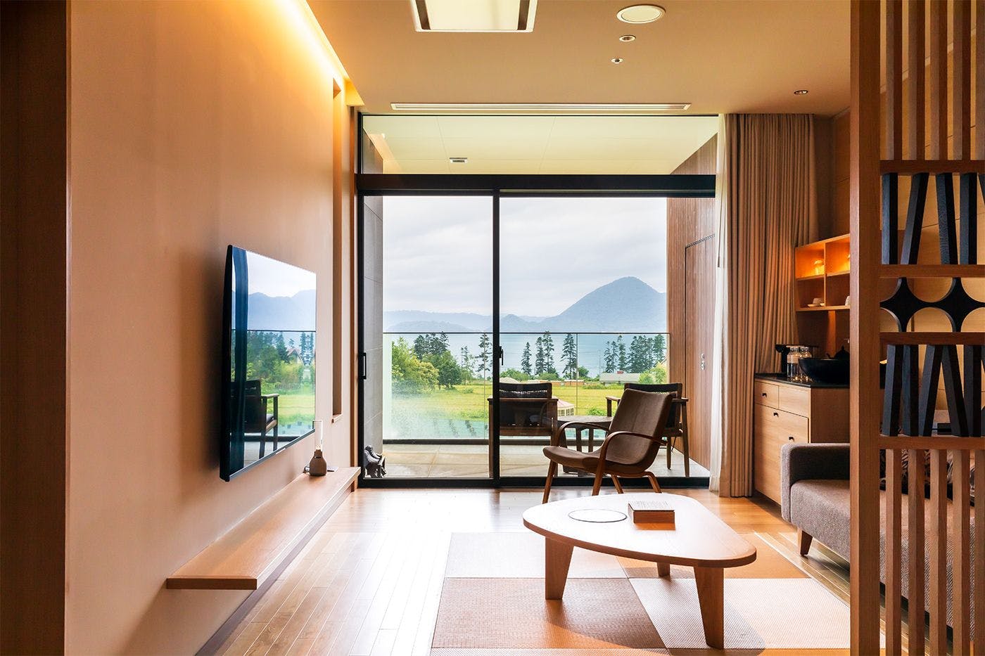 Lake Toya Tsuruga Resort Hikari no uta