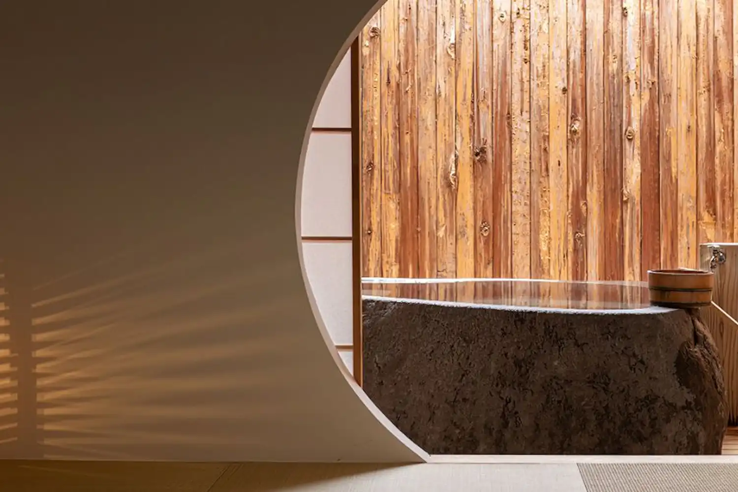 บ่อน้ำพุร้อนกลางแจ้ง