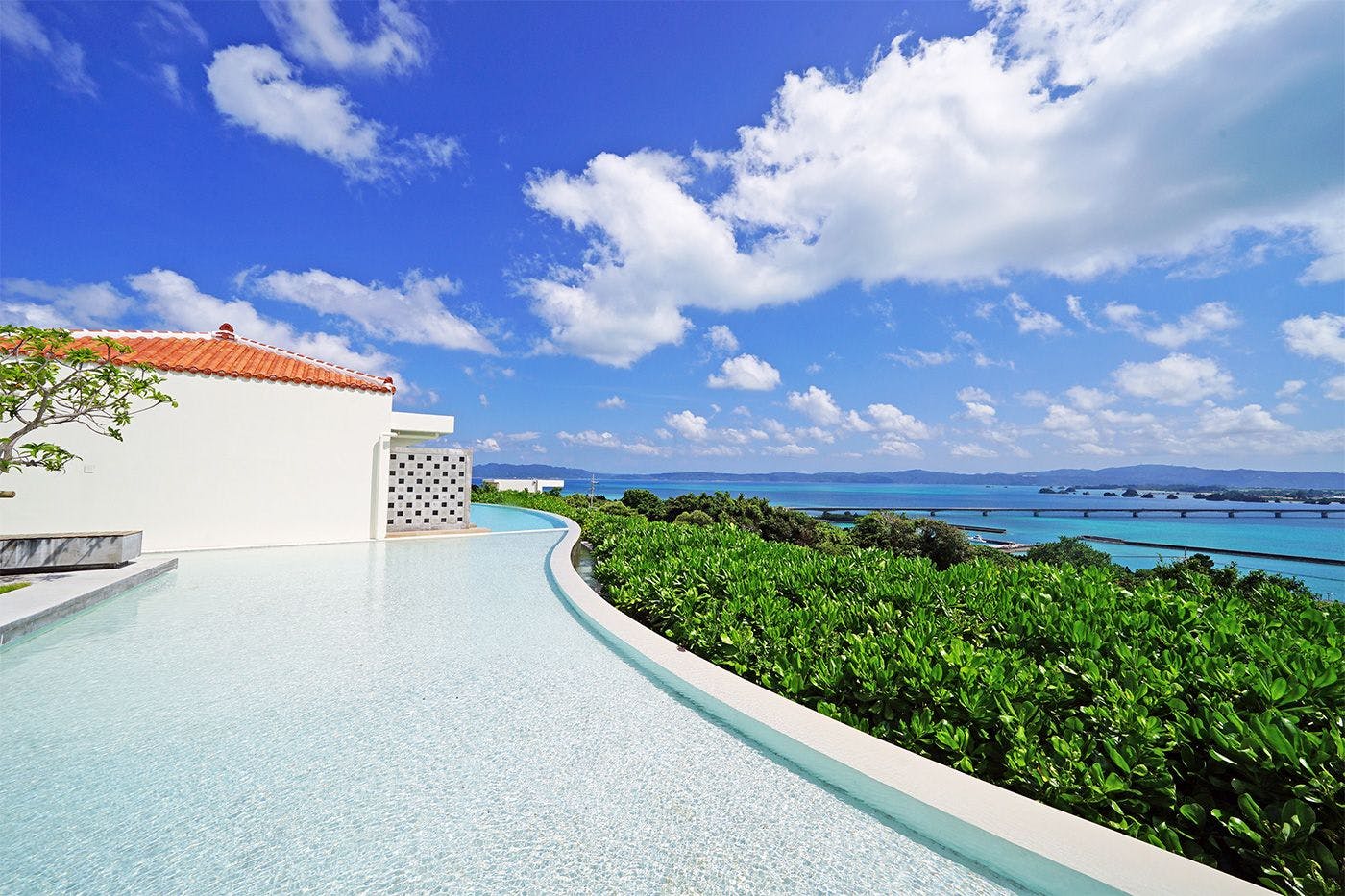 ภายนอกอาคาร