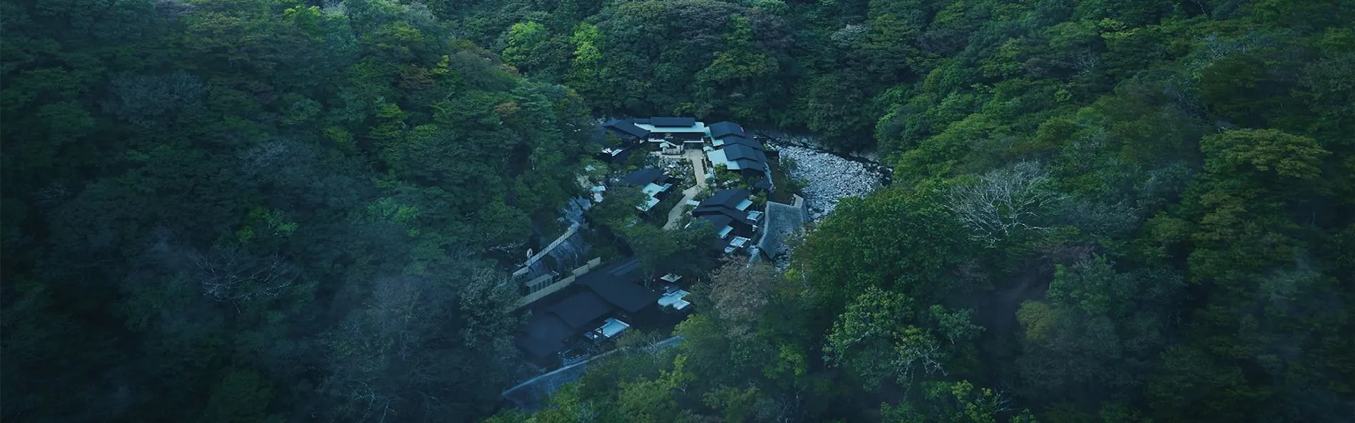 エスパシオ箱根迎賓館 麟鳳亀龍 ーRin-Poh-Ki-Ryuー