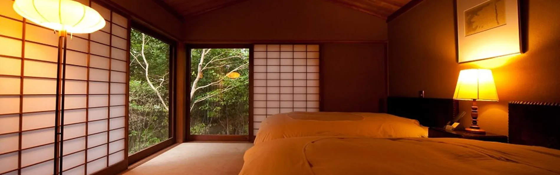 山荘 無量塔