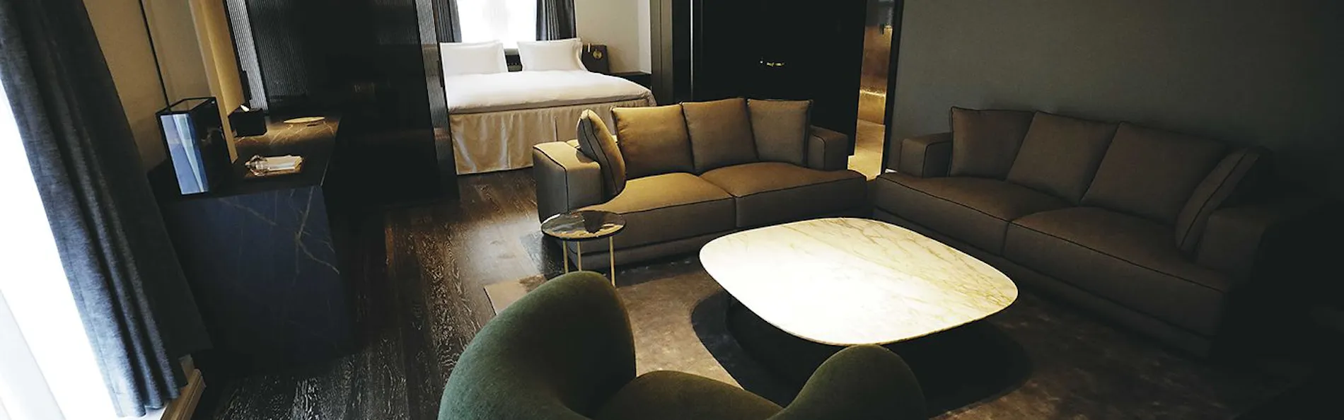HOTEL 白林 HAKODATE