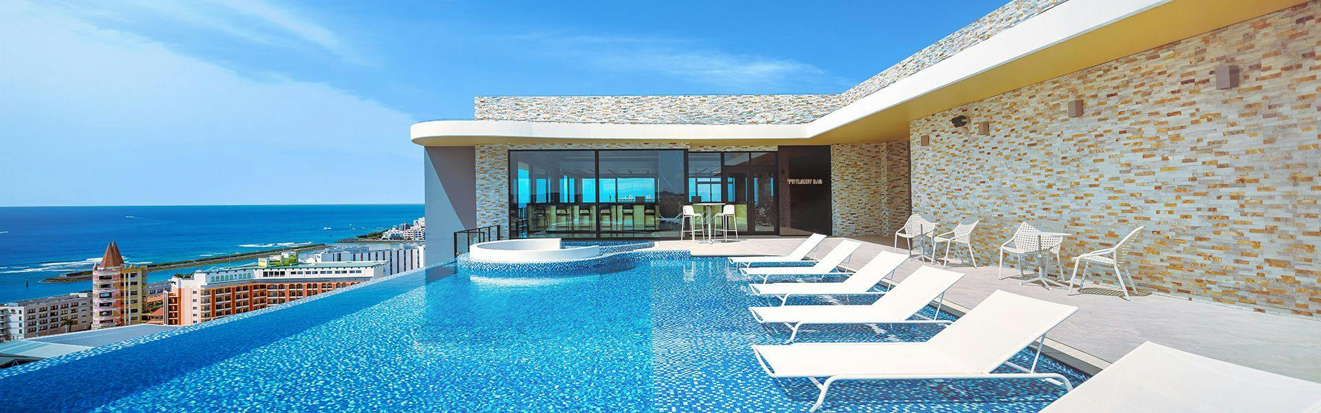 RIHGA Royal Resort Okinawa Chatan