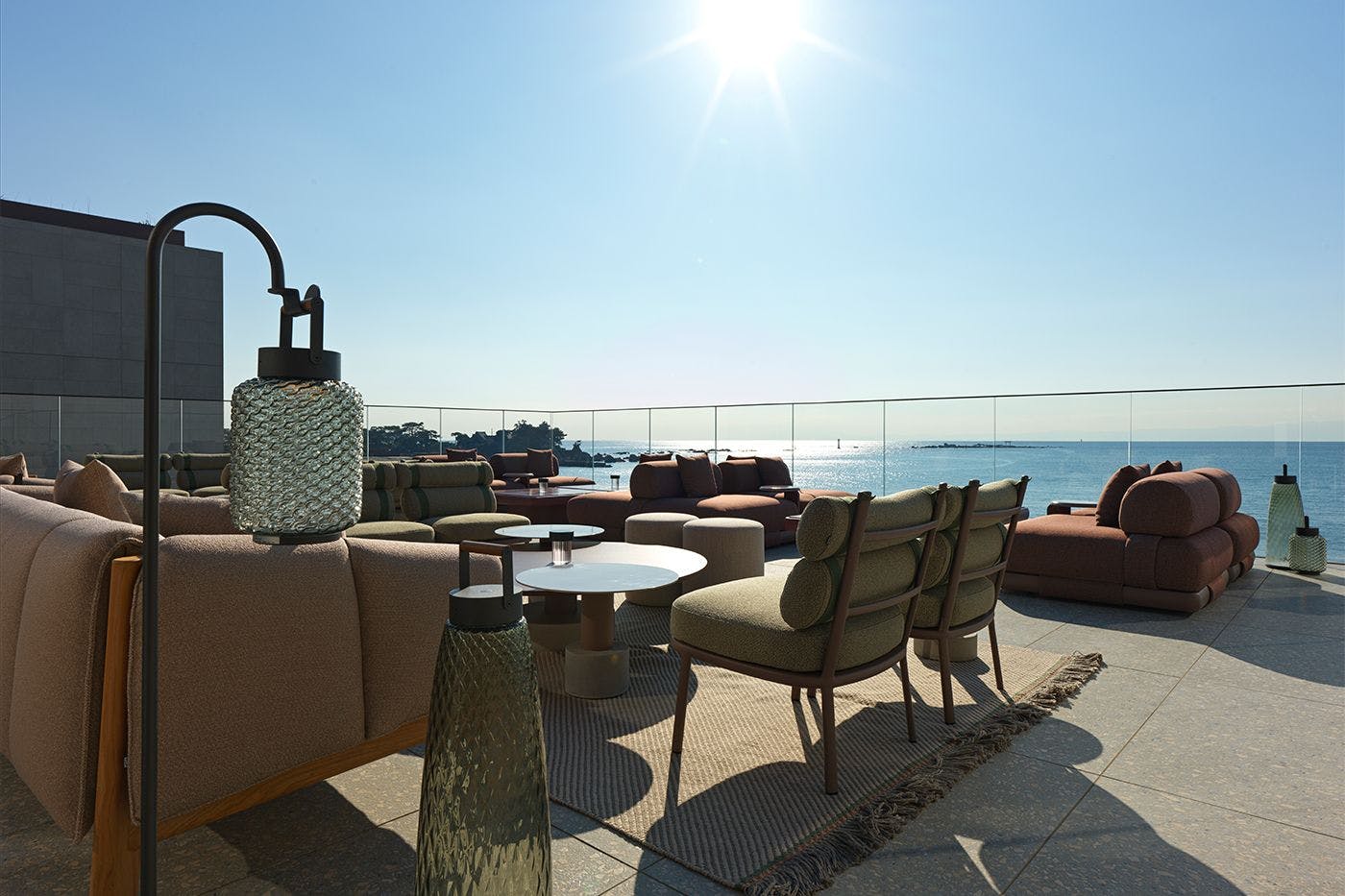 ภายนอกอาคาร