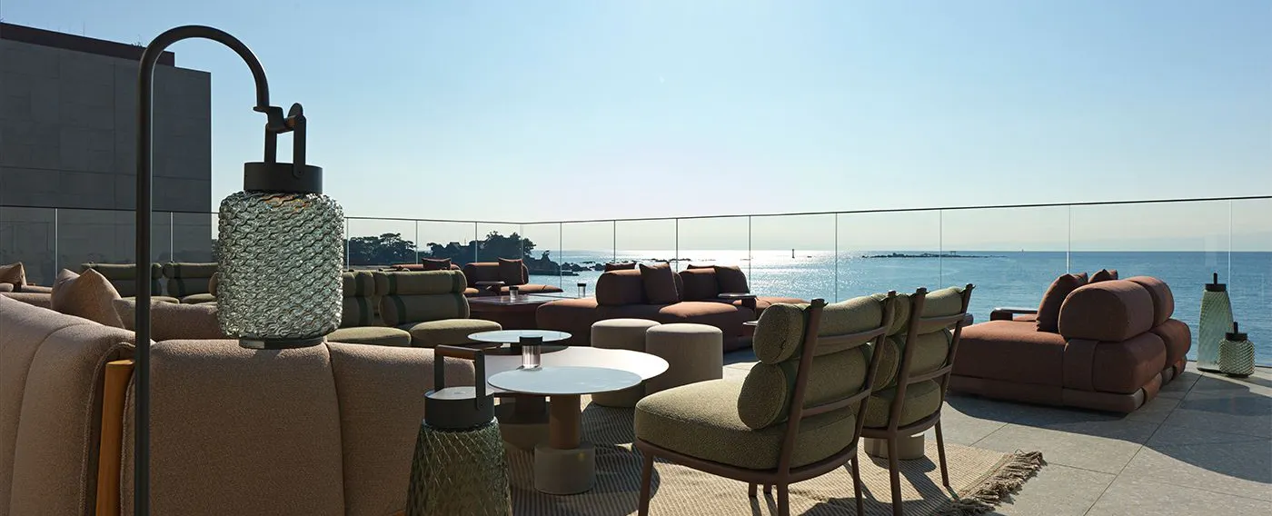 ภายนอกอาคาร