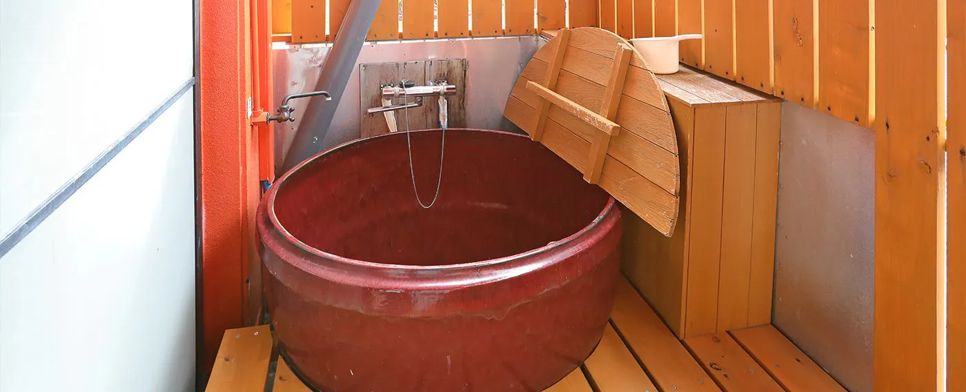 อ่างอาบน้ำทรงโอ่ง