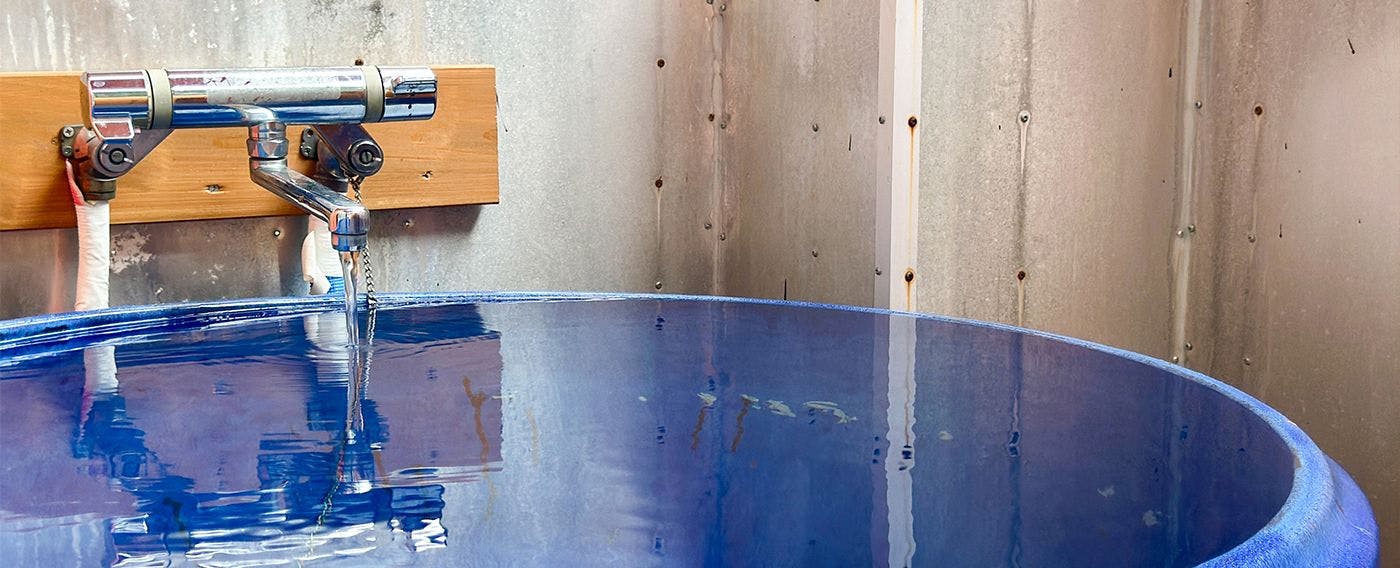 อ่างอาบน้ำทรงโอ่ง