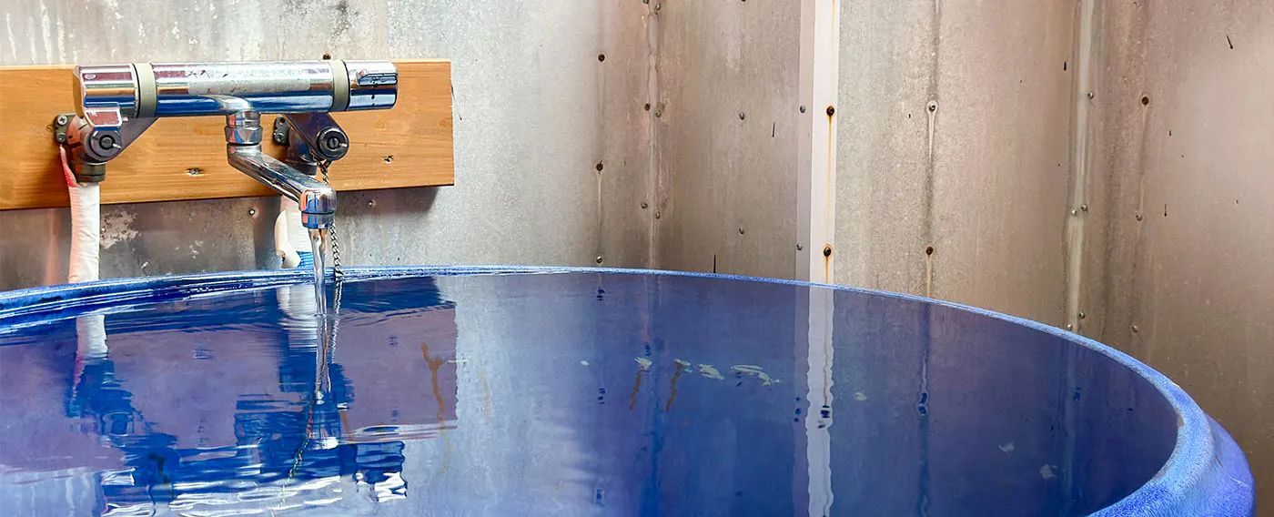 อ่างอาบน้ำทรงโอ่ง