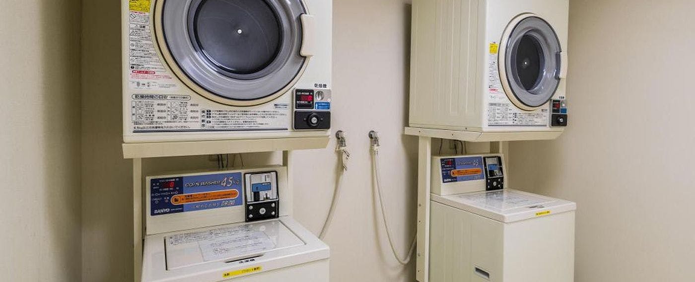 ร้านซักผ้าหยอดเหรียญ