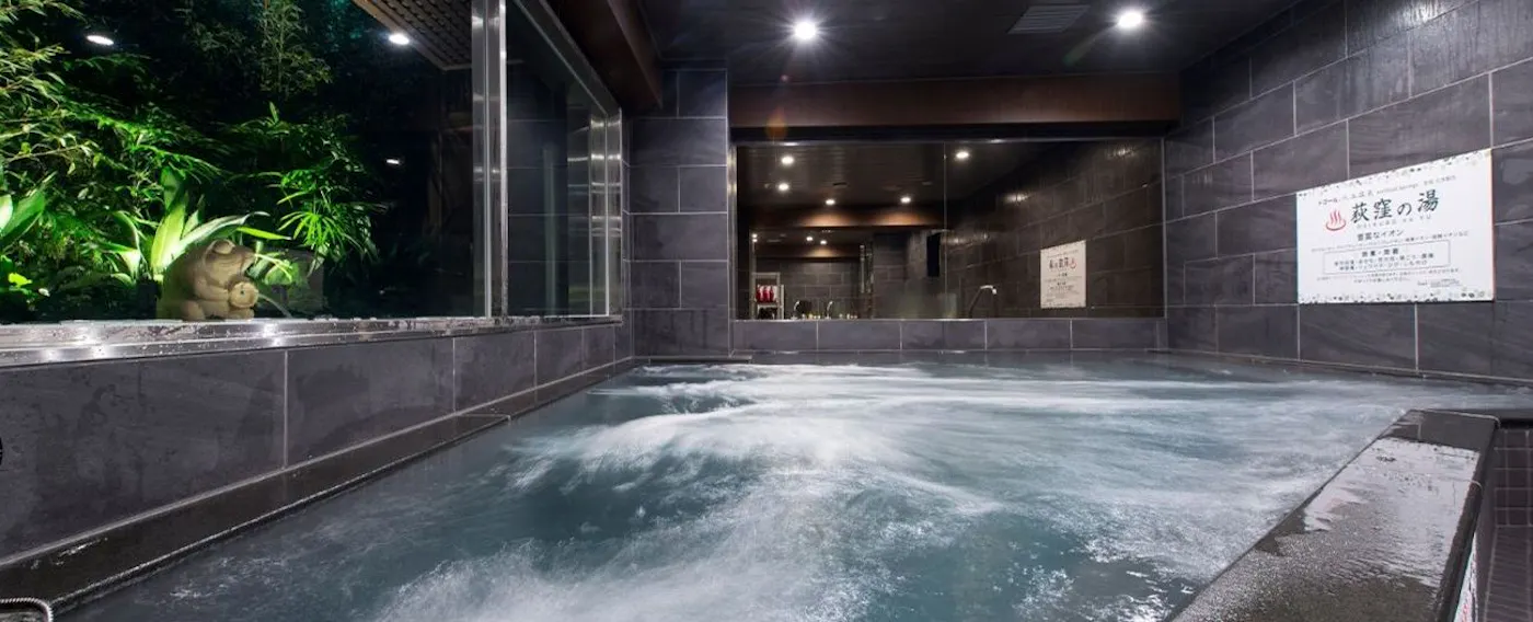 Mata air panas buatan