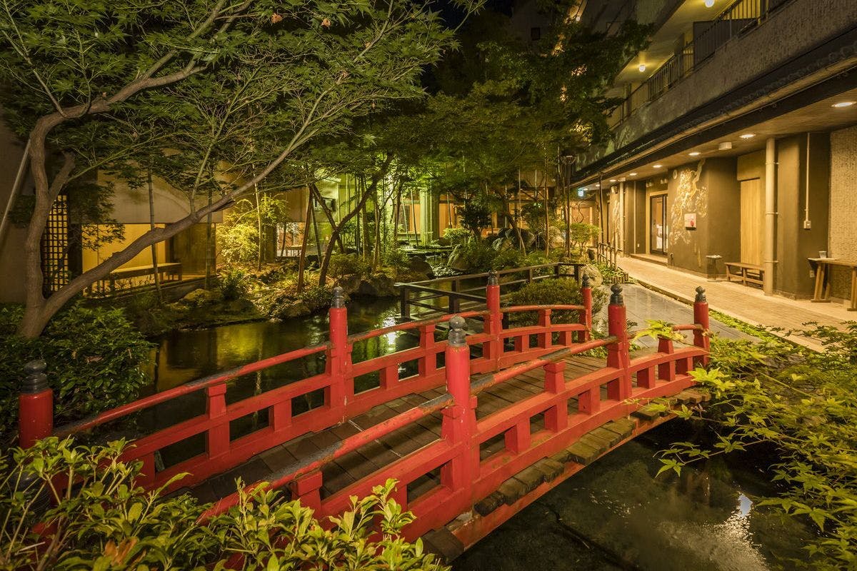 ลานกลาง