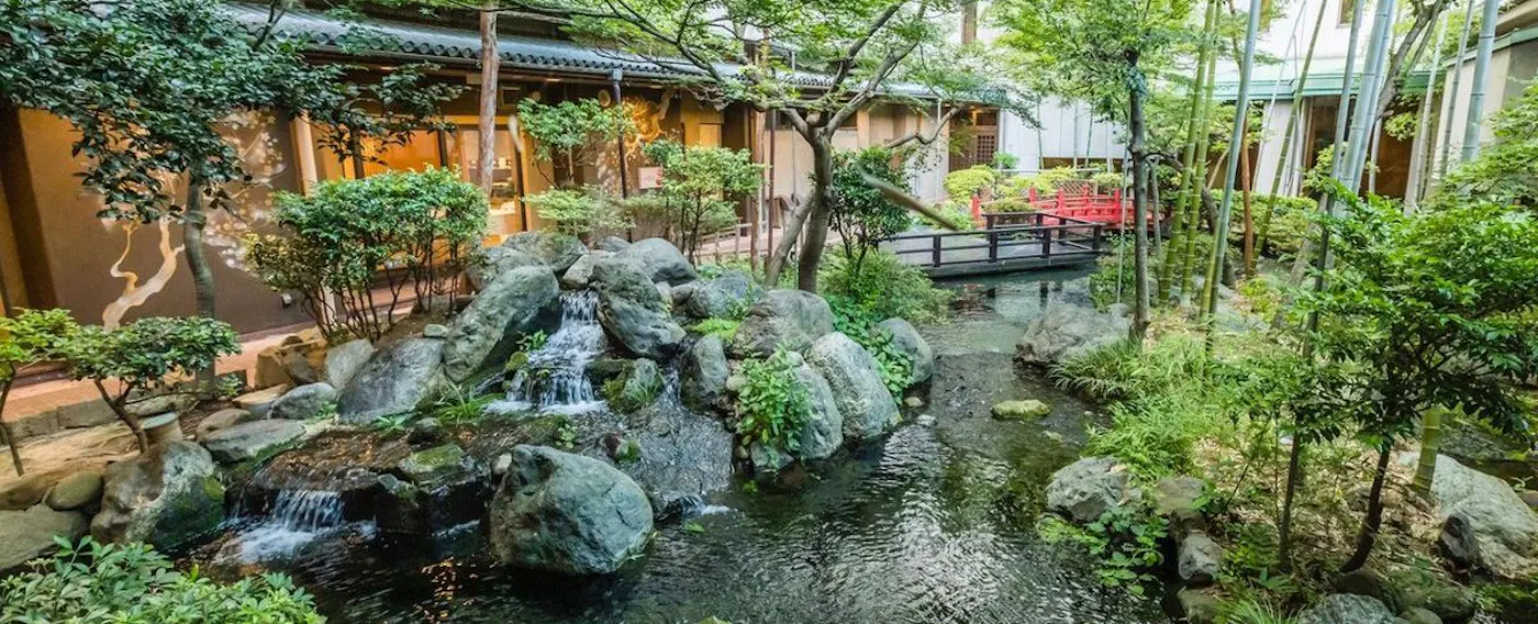 ลานกลาง