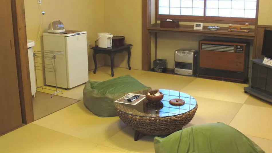 Takuhide Inn: Famous and Hidden Hot Spring Unagi-yu