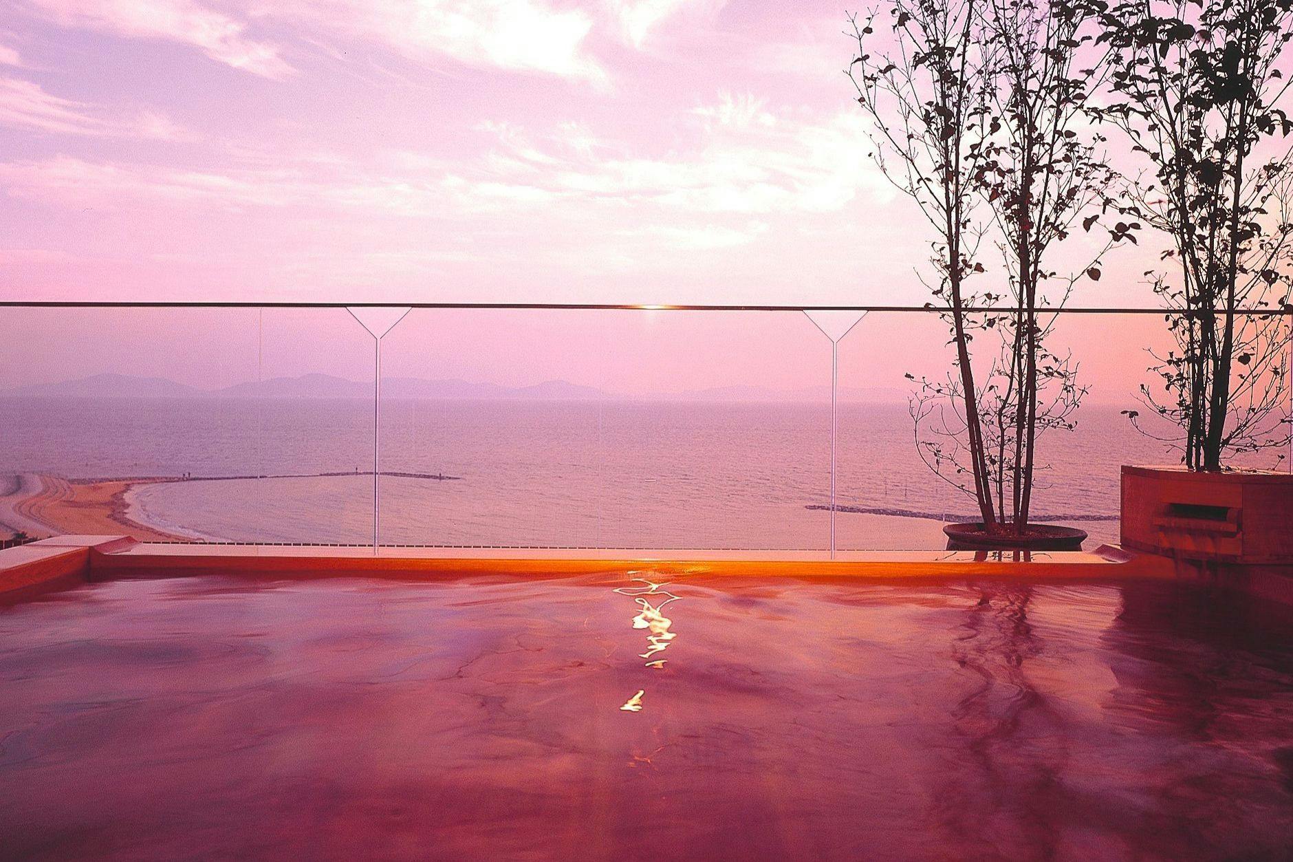 ออนเซ็นกลางแจ้ง