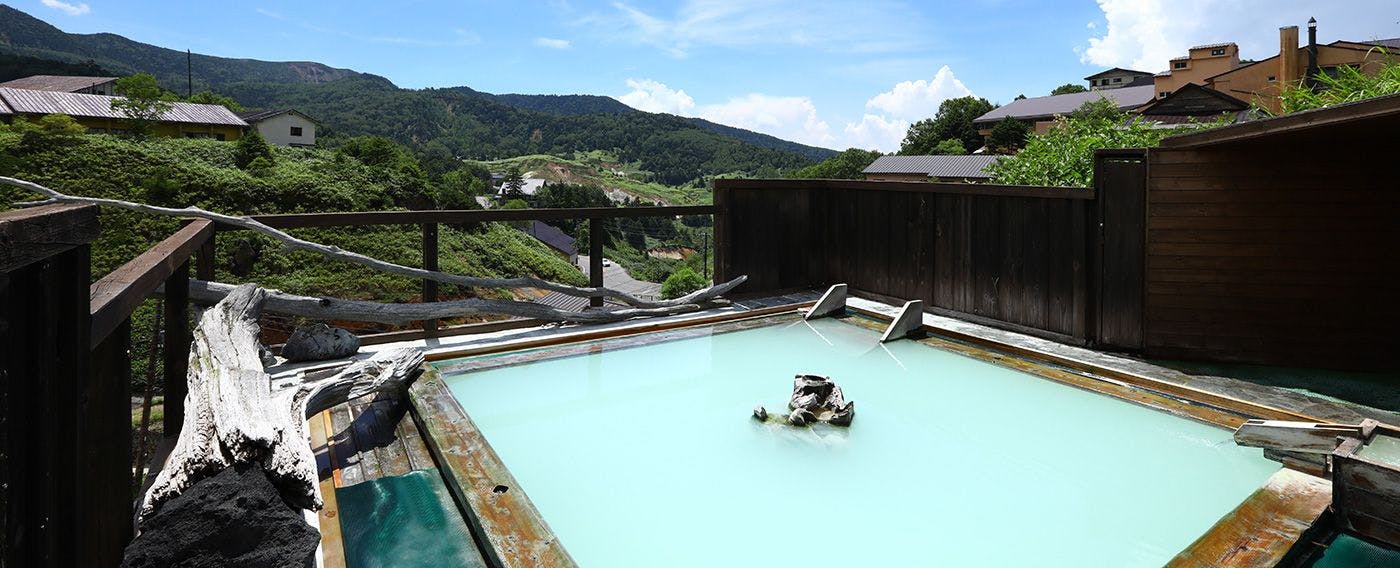 Manza Onsen Nisshinkan