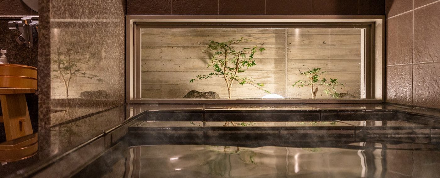 น้ำพุร้อนธรรมชาติ