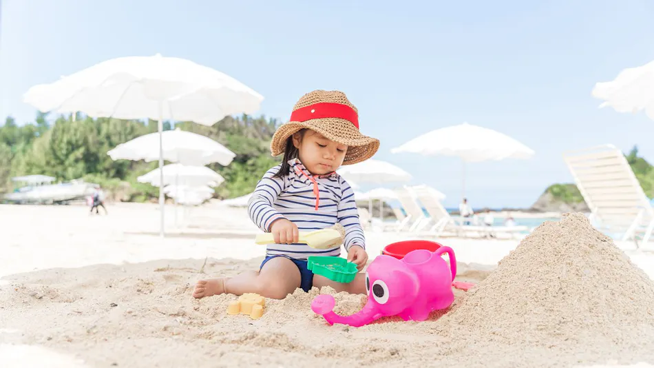 KARIYUSHI LCH. RESROT on The Beach