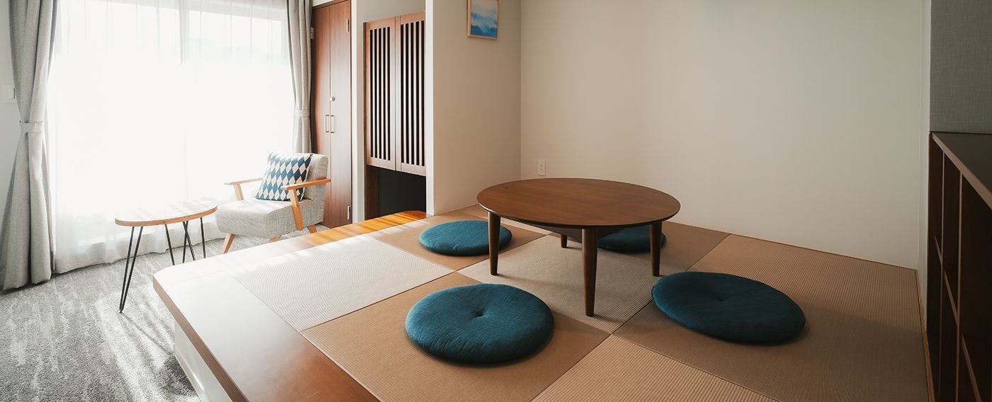 LAZULI Hiroshima Hotel and Lounge