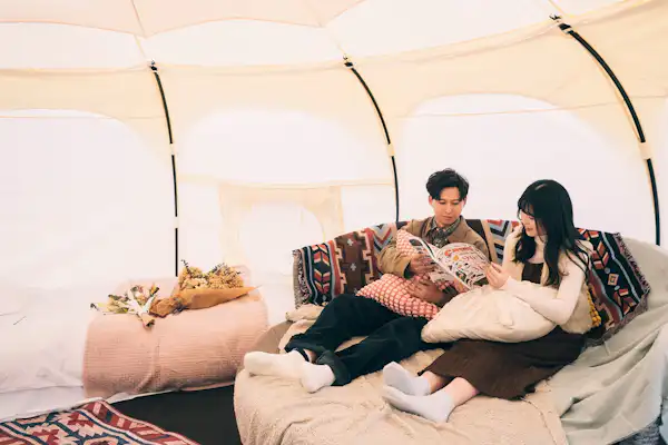 ภาพภายในเต็นท์