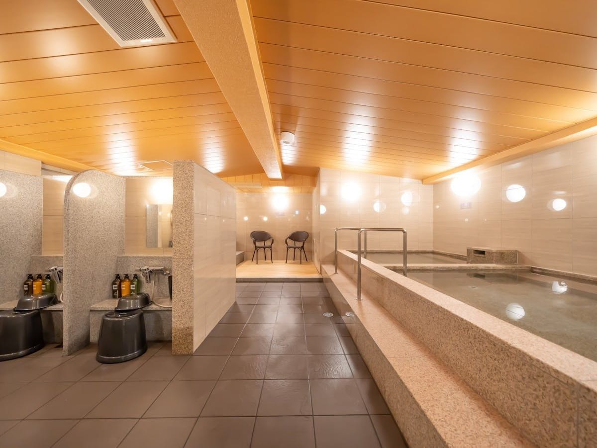 ห้องอาบน้ำสาธารณะ