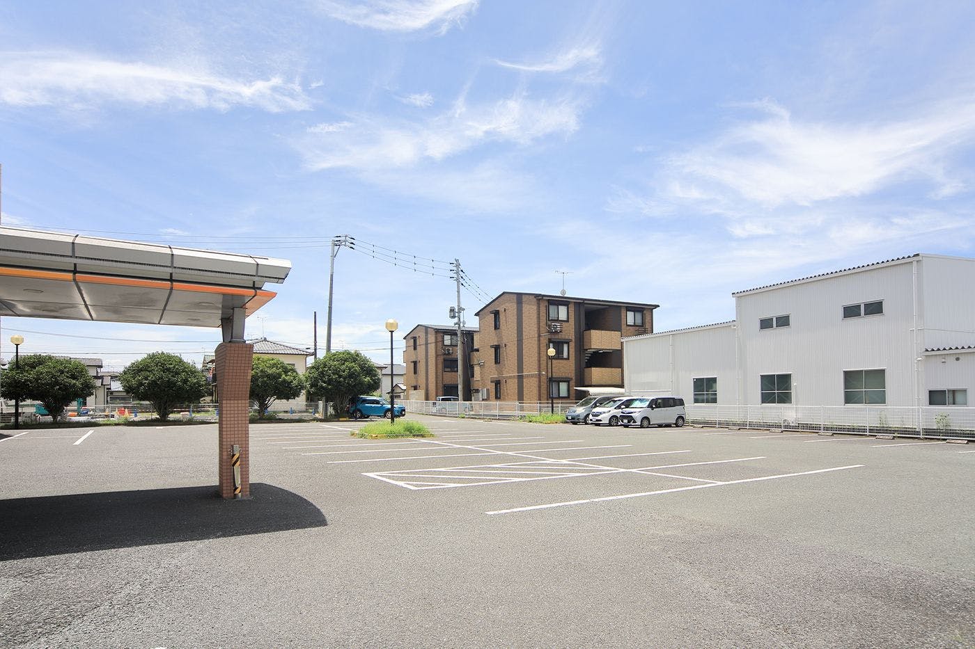 ที่จอดรถขนาดใหญ่