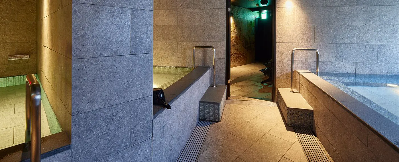 ห้องอาบน้ำรวม