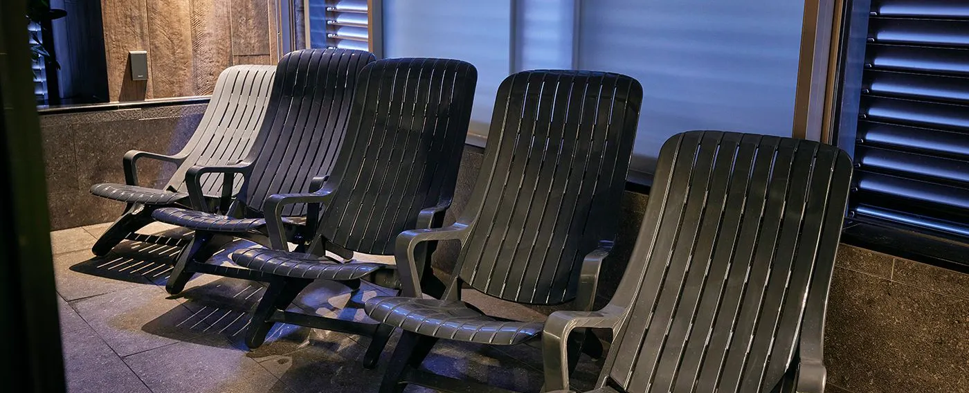 ห้องอาบน้ำรวม เก้าอี้