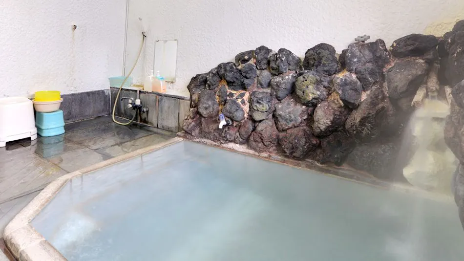 Kusatsu Onsen Two Types of Hot Springs Iijima Inn