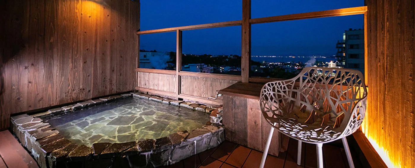 อ่างอาบน้ำกลางแจ้งส่วนตัว