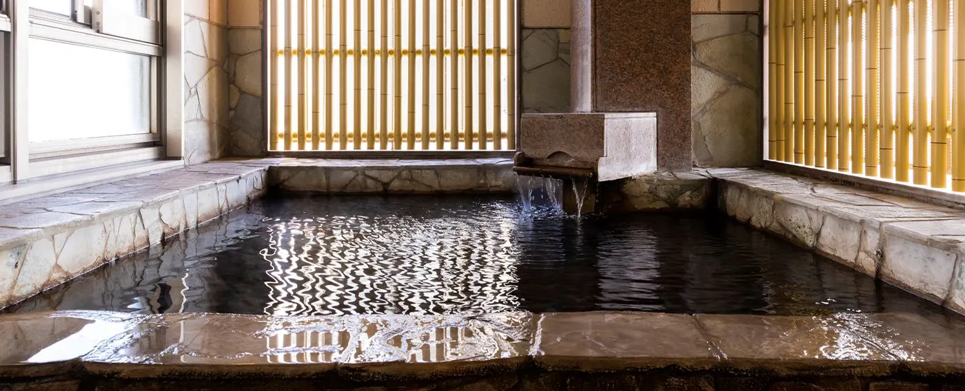 น้ำพุร้อนธรรมชาติ