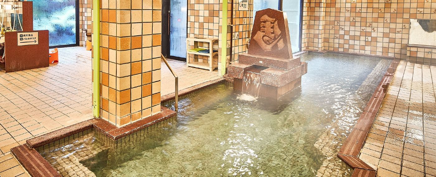 ออนเซ็นน้ำพุร้อนจากแหล่งธรรมชาติ