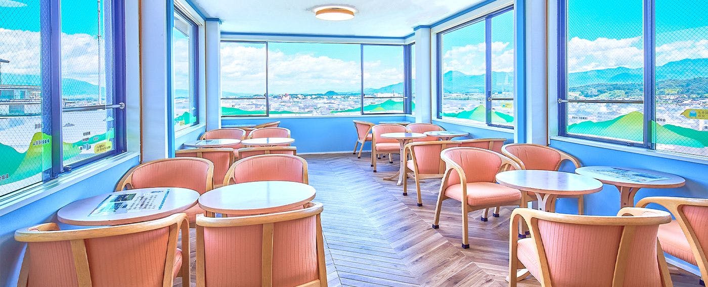 คาเฟ่ชมวิวบนชั้นสูงสุด