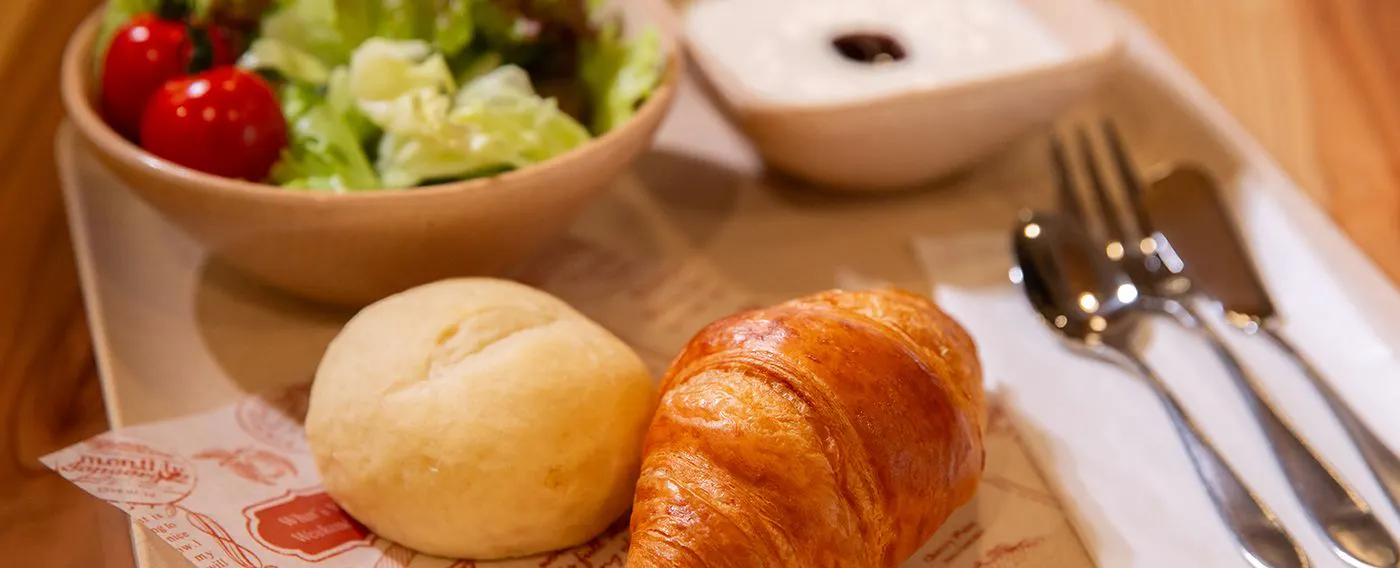 จานอาหารเช้า