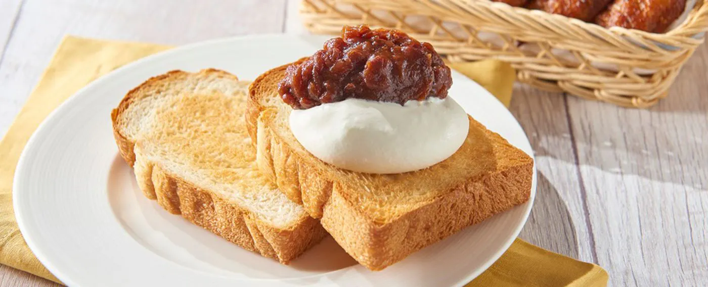 1st Floor All-Day Dining "Montmartre" - Ogura Toast and Chicken Wings