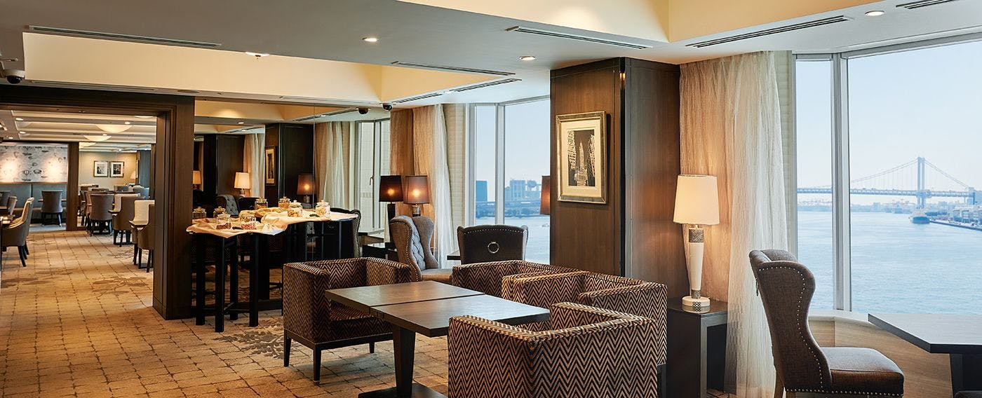 クラブラウンジ