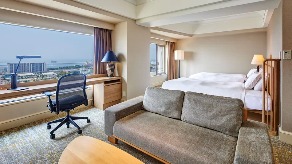 Kobe Bay Sheraton Hotel & Towers