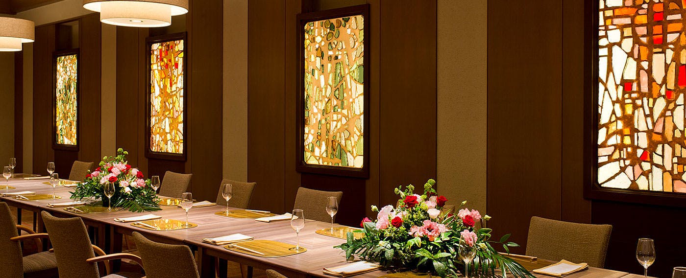 スカルプチャードグラス