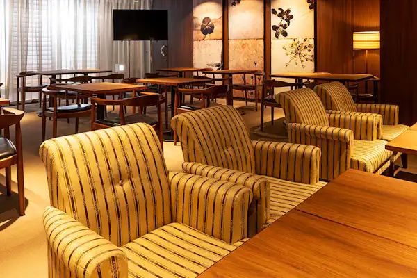 คลับเลานจ์