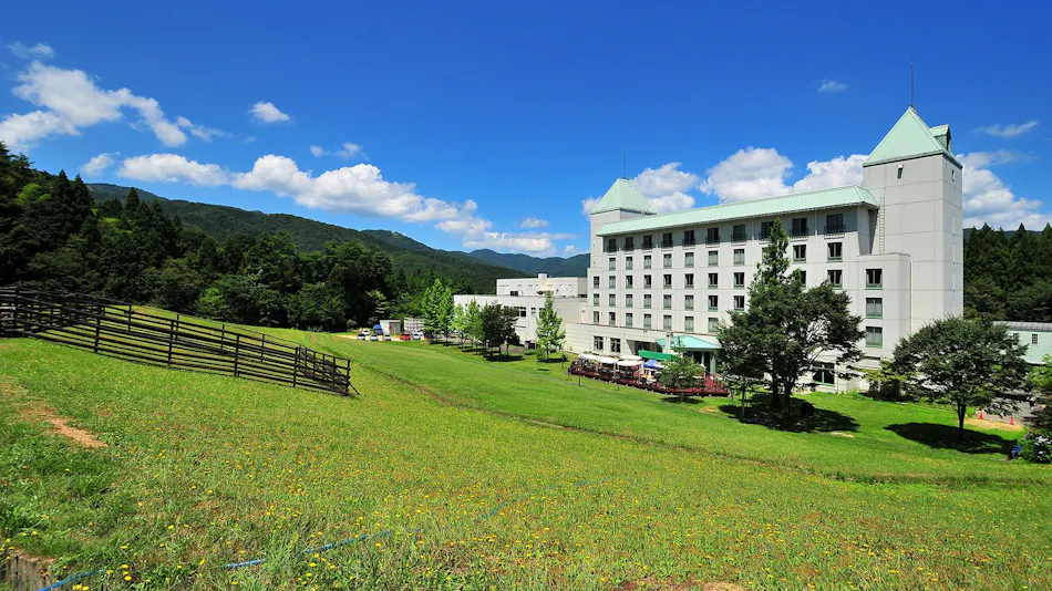 Kannabe Onsen Blue Ridge Hotel
