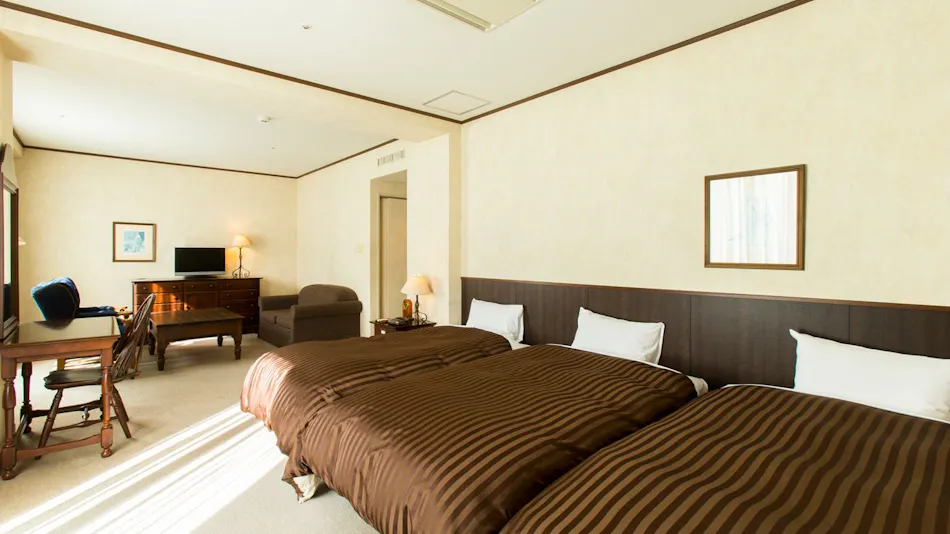 Kannabe Onsen Blue Ridge Hotel