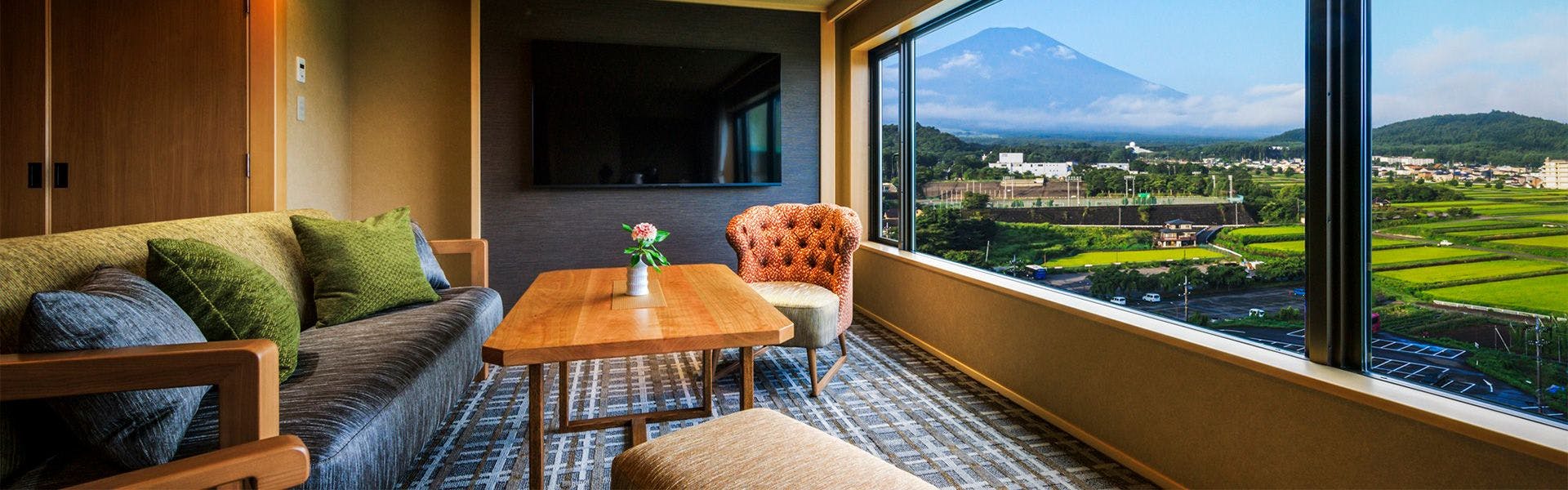 庭園と感動の宿　富士山温泉　ホテル鐘山苑