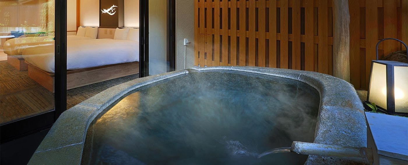 四万温泉　鹿覗きの湯　つるや