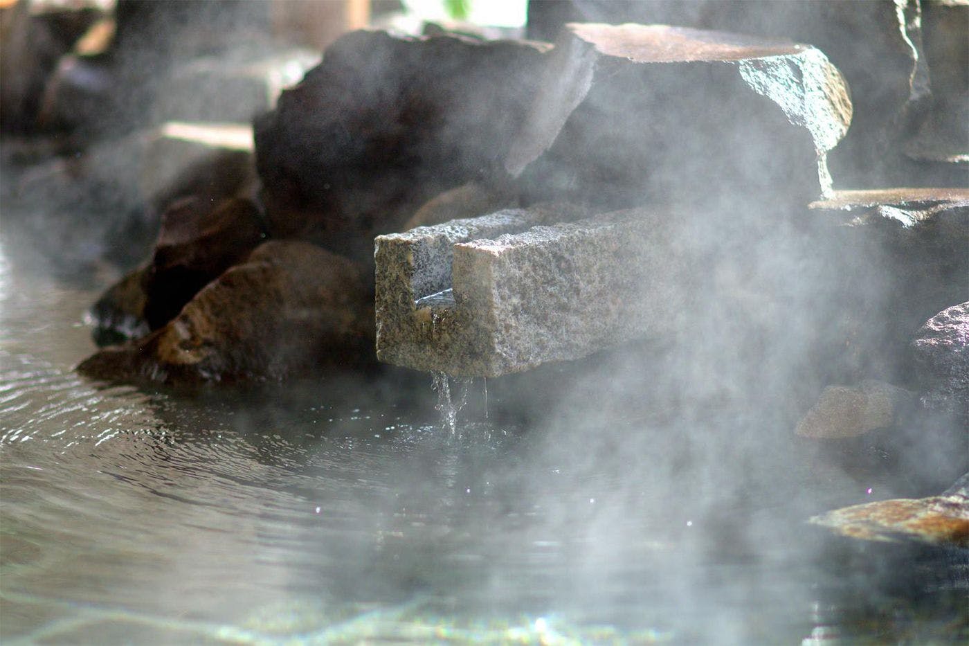 四万温泉　鹿覗きの湯　つるや