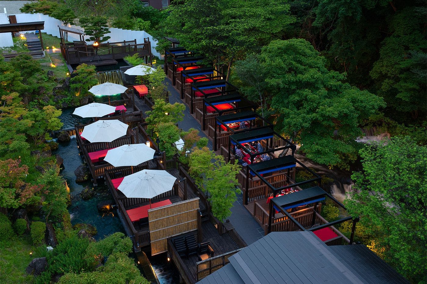 水辺のダイニング川どこ