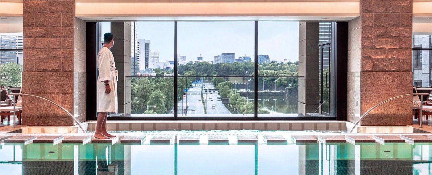 スイミングプール