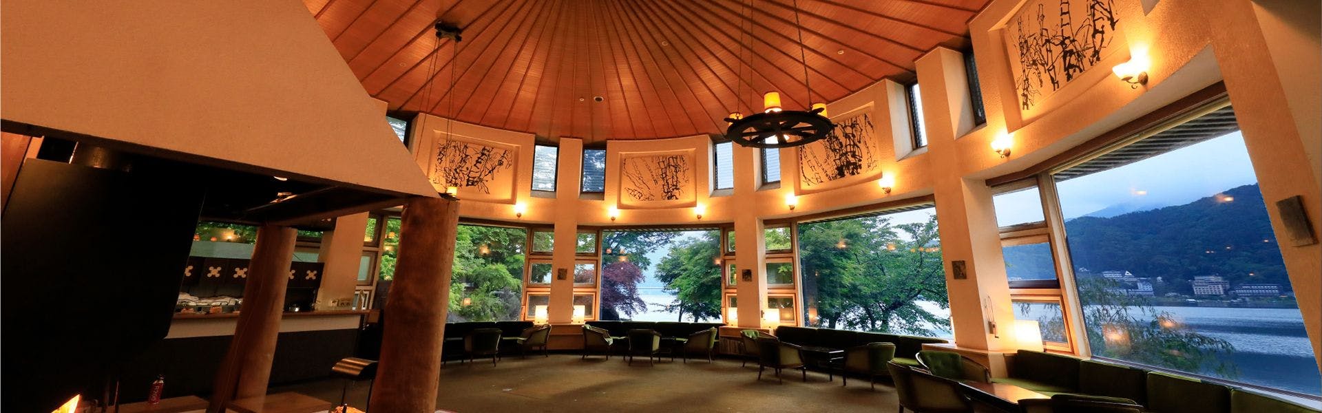 石ころ館 河口湖 近い宿 宿泊予約は 一休 Com