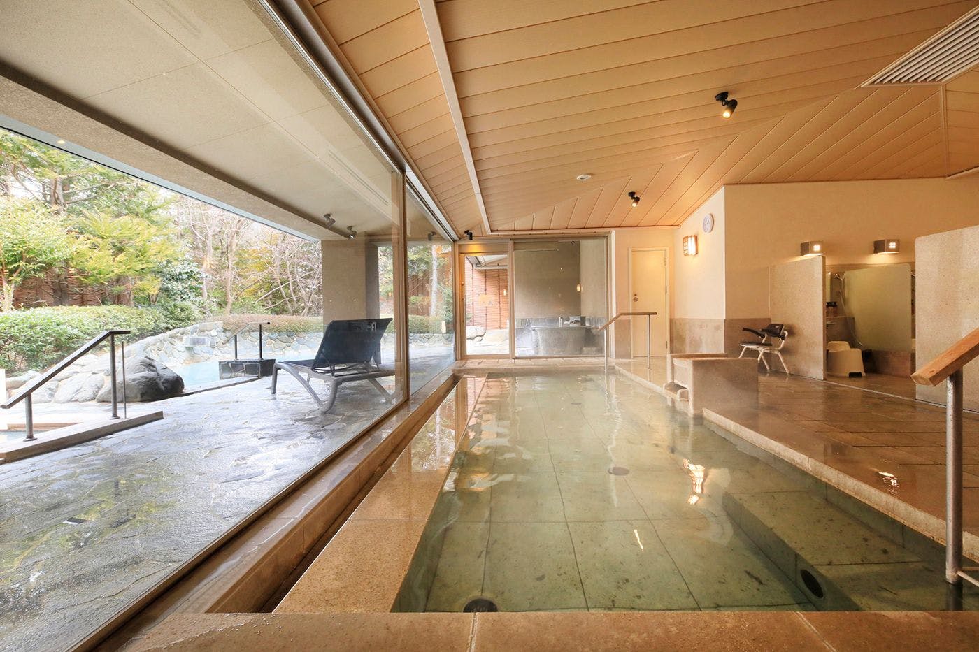 ห้องอาบน้ำรวม