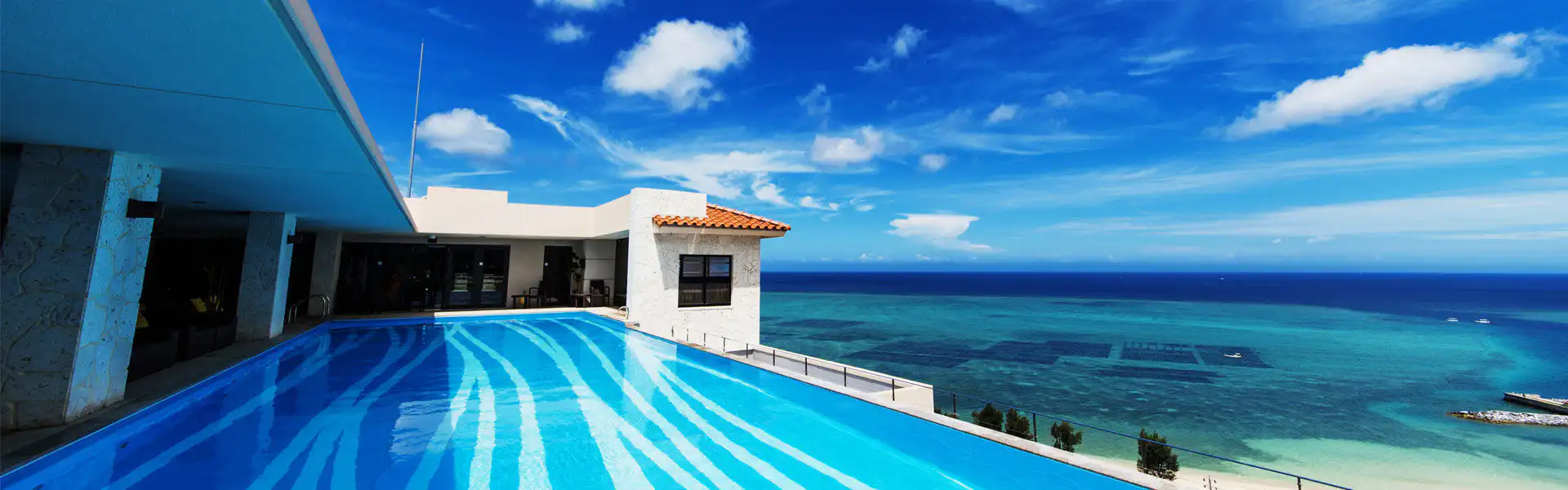 アネックス棟 インフィニティプール