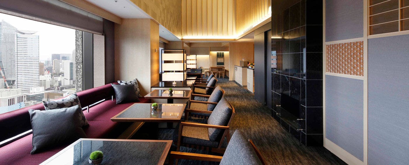 クラブラウンジ