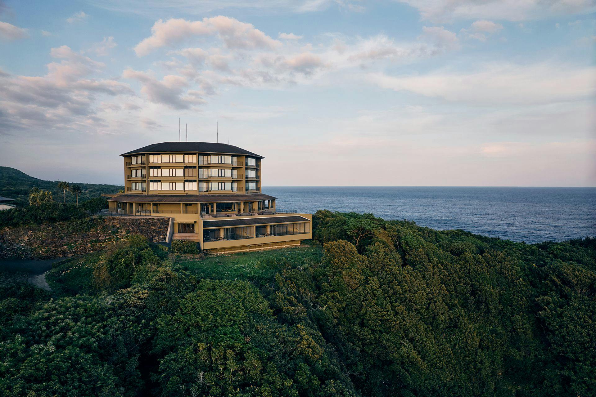 Samana Hotel Yakushima (formerly Hotel Yakushima)